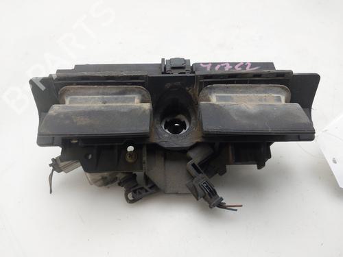 Used Tailgate handle Tailgate handle AUDI ALLROAD C5 (4BH) 2.5 TDI quattro (180 hp) 36275755 36275755