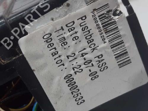 Fuse box LAND ROVER DISCOVERY III (L319) 2.7 TD 4x4 | BP6926663E1 