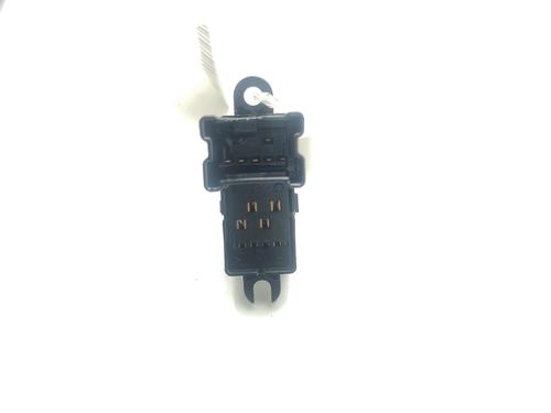 Right rear window switch NISSAN QASHQAI / QASHQAI +2 I (J10, NJ10, JJ10E) 2.0 dCi | BP26329374I28 