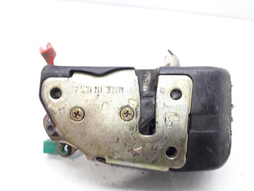 Front left lock CHRYSLER VOYAGER / GRAND VOYAGER III (GS_, NS_) 2.4 i | BP10500601C98 