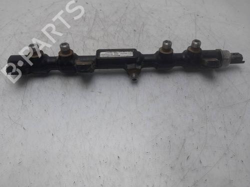 Used Injection rail Injection rail FORD MONDEO III Saloon (B4Y) 2.0 16V TDDi / TDCi (115 hp) 40561272 40561272