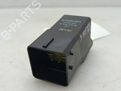 Electronic module PEUGEOT 407 (6D_) 2.0 HDi 135 (6DRHRH, 6DRHRE, 6DRHRG, 6DRHRJ) 9640469680 |