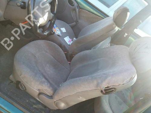 Lyskaster venstre FORD KA (RB_) 1.3 i | BP2867082C28