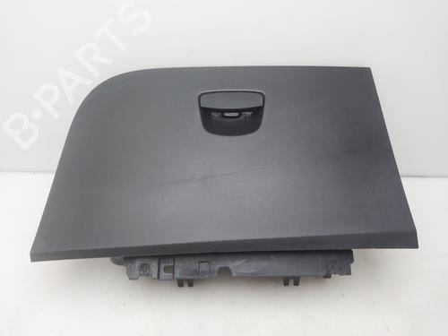 Used Glove box Glove box 37667640 37667640