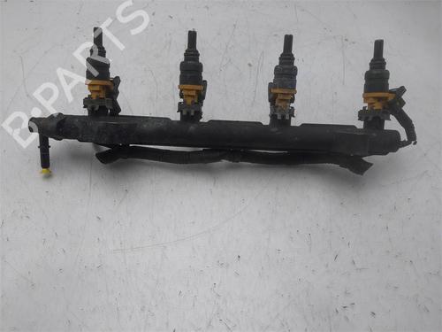Used Injection rail Injection rail 38462761 38462761