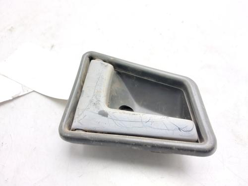 Used Rear left interior door handle Rear left interior door handle SUZUKI VITARA (ET) HDI (SE 420HDI) (87 hp) 34628015 34628015