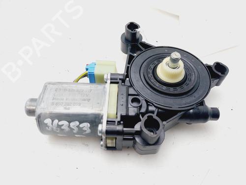Used Right front window motor AUDI A3 (8V1, 8VK) 2.0 TDI (150 hp) 22790090