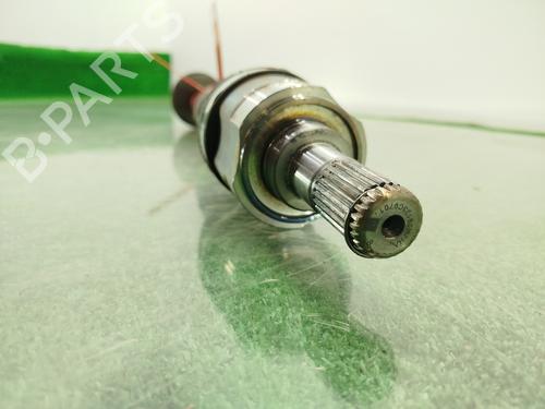Left front driveshaft HYUNDAI i30 (PDE, PD, PDEN)  | BP29546640M38 