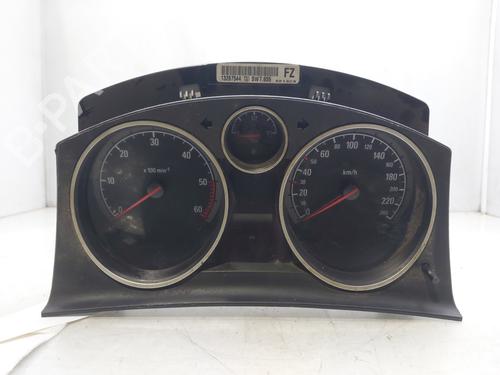 Used Instrument cluster OPEL ASTRA H (A04) 1.7 CDTI (L48) (100 hp) 18031356
