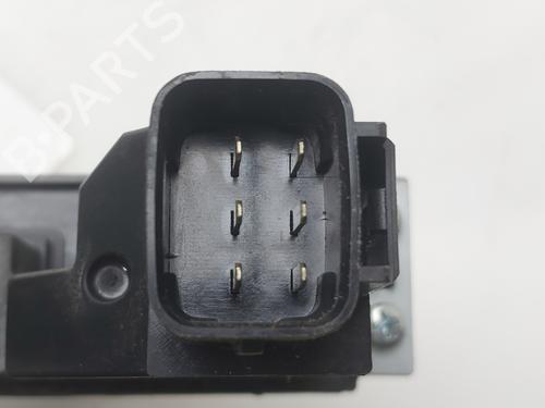 Right front window motor KIA CARENS IV 1.7 CRDi | BP36672158E20 - Image 4