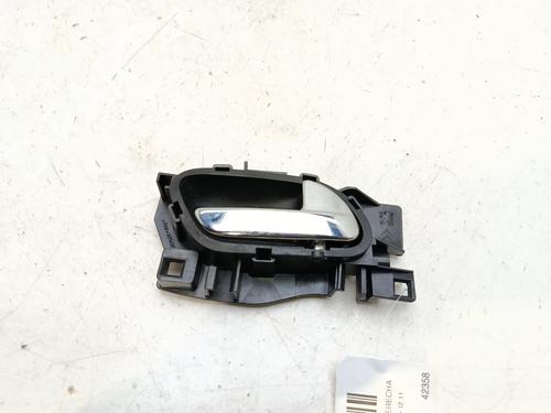 Used Front right interior door handle Front right interior door handle 37667636 37667636