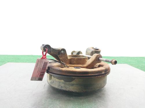 Right rear steering knuckle LAND ROVER FREELANDER I (L314) 2.5 V6 4x4 | BP26401288M28 