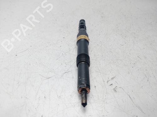 Used Injector FORD MONDEO III Saloon (B4Y) [2000-2007]  29447292