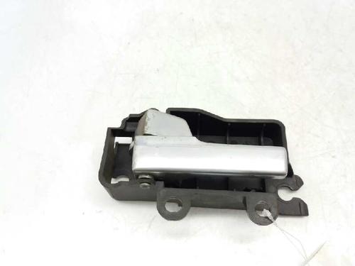 Venstre foran invendig håndtak FORD FOCUS II (DA_, HCP, DP) 1.6 TDCi (90 hp) 3303815