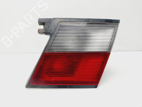 Højre baglygte bagklap NISSAN PRIMERA (P11) 1.6 16V (99 hp) 31051058
