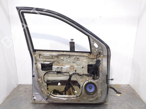 Left front door KIA SORENTO I (JC) 2.5 CRDi 4WD | BP17320339C2 