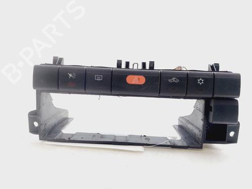 Used Warning switch OPEL VECTRA B Estate (J96) 2.0 DTI 16V (F35) (101 hp) 22428097