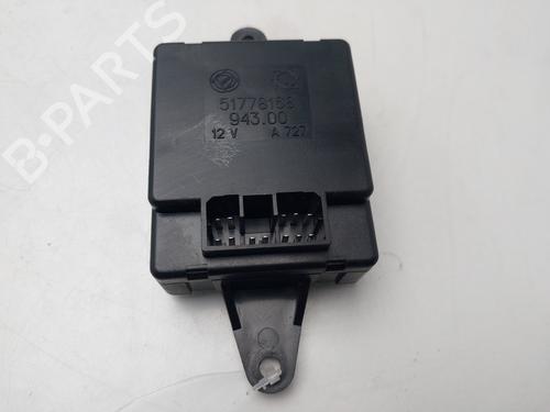 Used Electronic module Electronic module LANCIA YPSILON (843_) 1.3 D Multijet (843.AXE11, 843.AXE1A) (90 hp) 33964458 33964458