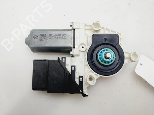 Portierruitmotor linksachter VW GOLF VI (5K1) [2008-2014]  29911062