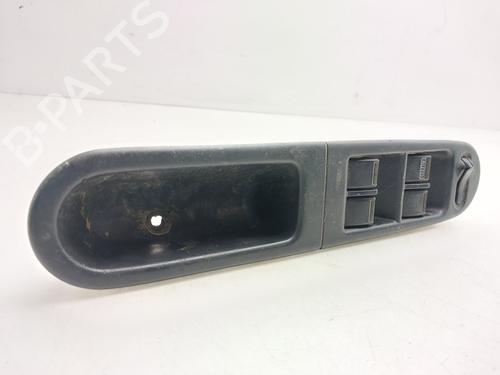 Comutador vidro frente esquerdo Comutador vidro frente esquerdo HONDA HR-V (GH_) 1.6 16V 4WD (GH2, GH4) (124 hp) 35803757 35803757