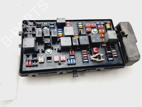 Used Fuse box OPEL INSIGNIA A (G09) [2008-2017]  26004604