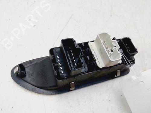 Left front window switch RENAULT LAGUNA II (BG0/1_) 1.9 dCi (BG08, BG0G) | BP29502144I27 