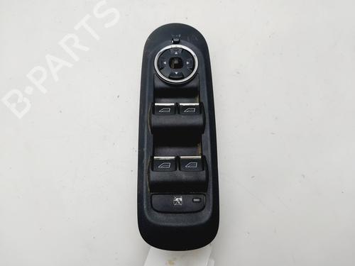 Used Left front window switch FORD MONDEO IV (BA7) 2.0 TDCi (140 hp) 28470782