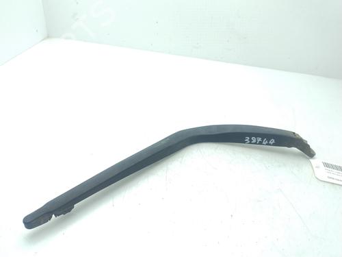 Used Rear windshield wiper arm LAND ROVER FREELANDER I (L314) [1998-2006]  30601464