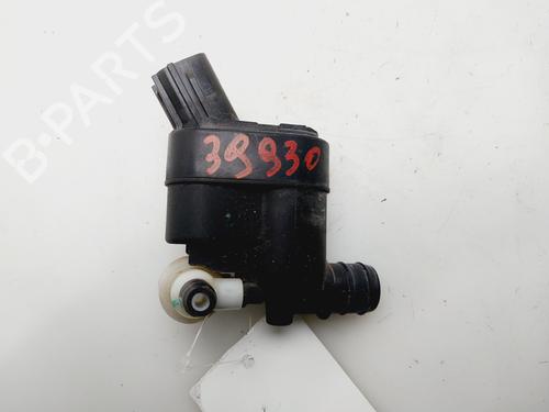 Used Washer pump HYUNDAI i20 II (GB, IB) 1.1 CRDi (75 hp) 30409767
