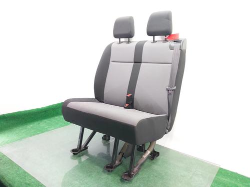 Right front seat PEUGEOT EXPERT Van (V_) 2.0 BlueHDi 120 | BP20698317C16