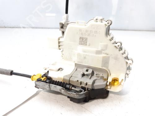 Venstre foran lås AUDI A4 B9 (8W2, 8WC) [2015-2025]  8881009