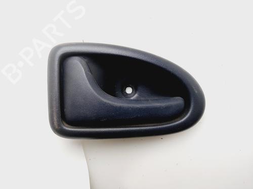 Used Rear left interior door handle RENAULT CLIO II (BB_, CB_) [1998-2016]  30315985