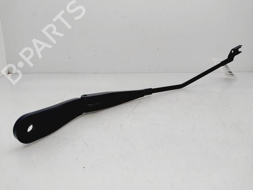 Front windshield wiper arm VOLVO V40 Hatchback (525)  | BP30567823C143 
