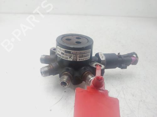 Used Injection rail RENAULT CLIO II (BB_, CB_) [1998-2016]  29451011