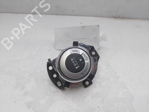 Used Switch NISSAN X-TRAIL III (T32_, T32R, T32RR) 1.6 dCi (T32) (130 hp) 17971254