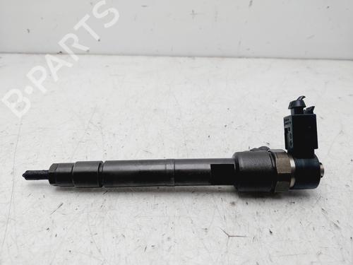 Used Injector MERCEDES-BENZ C-CLASS (W203) [2000-2007]  28537492