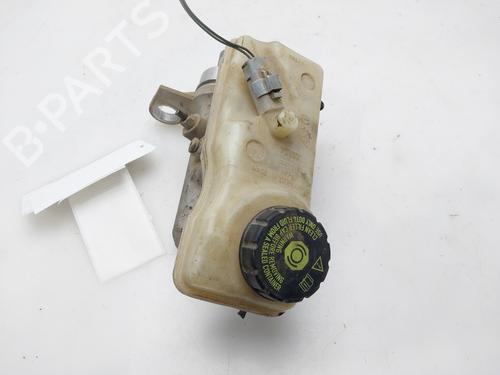 Used Brake master cylinder RENAULT MEGANE II Saloon (LM0/1_) [2003-2025]  19115713