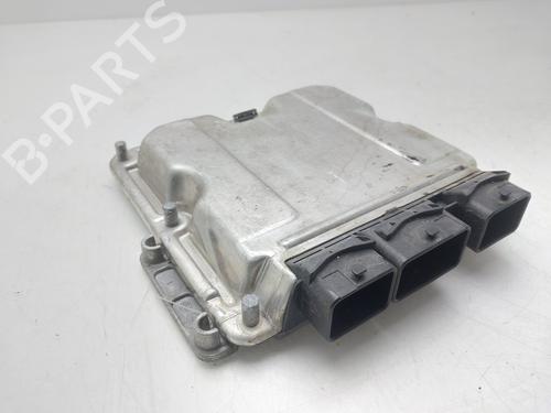 Used Engine control unit (ECU) Engine control unit (ECU) LANCIA PHEDRA (179_) 2.2 JTD (179AXC1A) (128 hp) 33812506 33812506