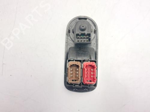 Left front window switch NISSAN INTERSTAR Van (X70) | BP33754838I27 - Image 4