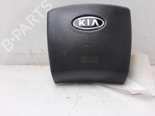 Used Driver airbag KIA SORENTO I (JC) 2.5 CRDi (163 hp) 17536419