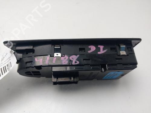 Left front window switch BMW 1 (E87) 118 d | BP33620061I27 - Image 4