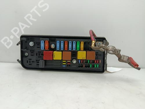 Used Fuse box OPEL VECTRA C GTS (Z02) 1.9 CDTI (F68) (120 hp) 29400403