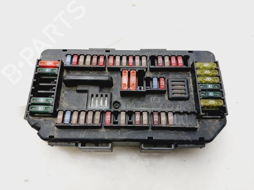 Used Fuse box BMW 3 (F30, F80) 316 d (116 hp) 27221489