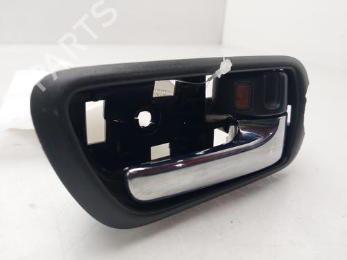 Used Front right interior door handle Front right interior door handle TOYOTA COROLLA Verso (ZER_, ZZE12_, R1_) 2.2 D-4D (AUR10_, AUR10R) (136 hp) 33219203 33219203