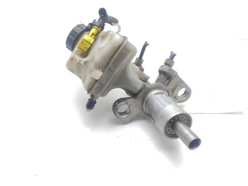 Used Brake master cylinder CHEVROLET ORLANDO (J309) [2010-2025]  25857105