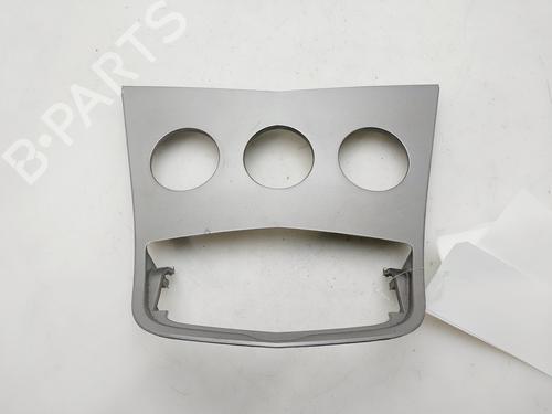 Used Middle console Middle console 38320929 38320929