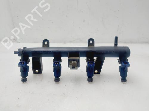 Used Injection rail PEUGEOT 306 Hatchback (7A, 7C, N3, N5) [1993-2003]  25823346