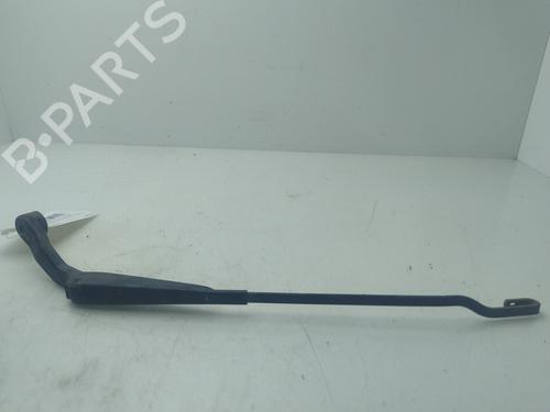 Used Front windshield wiper arm SUZUKI VITARA (ET, TA, TD) 2.0 TD Intercooler All-wheel Drive (SV420D) (87 hp) 27315902
