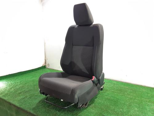 Right front seat TOYOTA AURIS (_E18_)  | BP10340961C16 