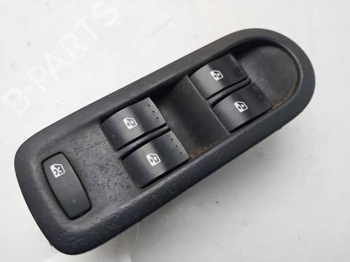 Used Left front window switch Left front window switch RENAULT MEGANE II Saloon (LM0/1_) [2003-2026] 40256752 40256752